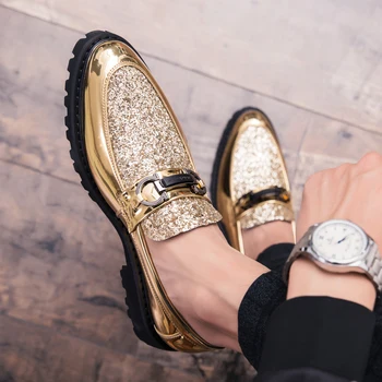 Мъжки златни лоферы 2023, нова висококачествена ежедневна кожени обувки, брилянтна сватба парти, нескользящая обувки за шофиране, оксфордские обувки