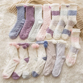 4 двойки коледни чорапи от коралов руно, дамски зимни топли пухкави, меки чехли, нескользящие топли и удобни чорапи с шерп-руното облицовка
